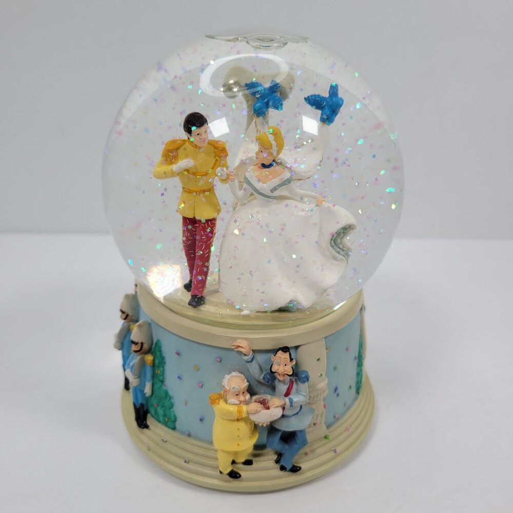 Disney Musical Cinderella Snow Globe "A Dream Is A Wish Your Heart Make"